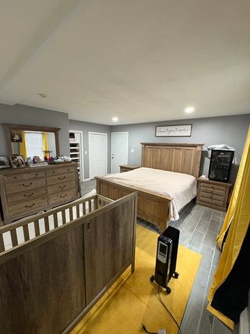 209 Windmill Street, North Providence, RI 02904