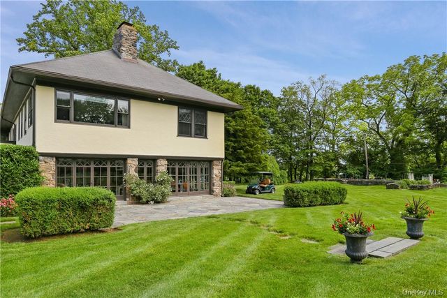 15 Sarosca Farm Lane, Purchase, NY 10577