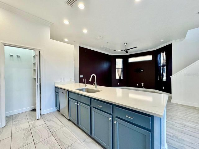 487 BAYOU VILLAGE DRIVE, Tarpon Springs, FL 34689