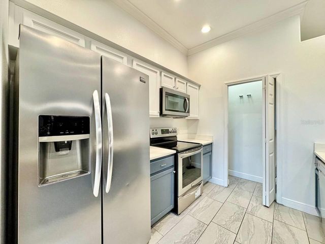 487 BAYOU VILLAGE DRIVE, Tarpon Springs, FL 34689