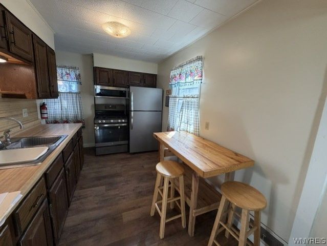 659 70th Street, Niagara Falls, NY 14304