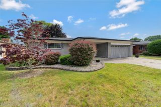 11828 Robinwood Boulevard, Warren, MI 48093