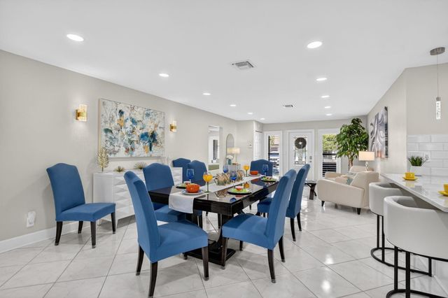 2062 SW 15th Place, Deerfield Beach, FL 33442