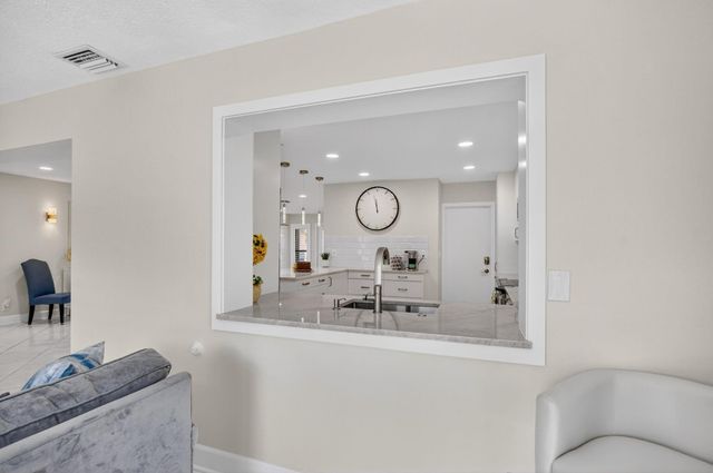 2062 SW 15th Place, Deerfield Beach, FL 33442