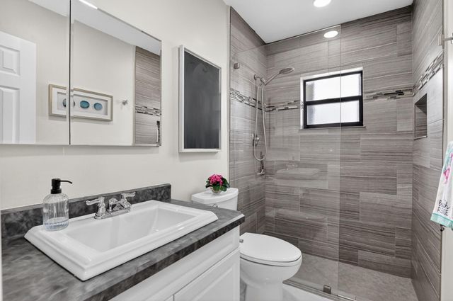 2062 SW 15th Place, Deerfield Beach, FL 33442