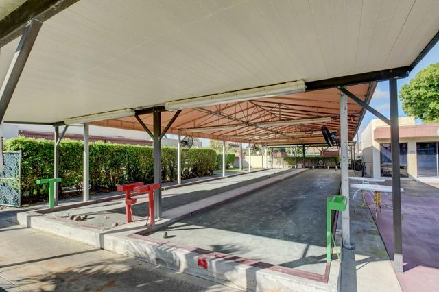 2062 SW 15th Place, Deerfield Beach, FL 33442