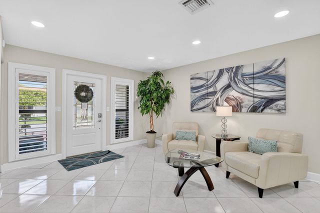 2062 SW 15th Place, Deerfield Beach, FL 33442