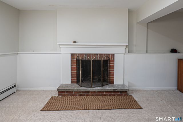 6 Liberty Terrace, North Haven, CT 06473