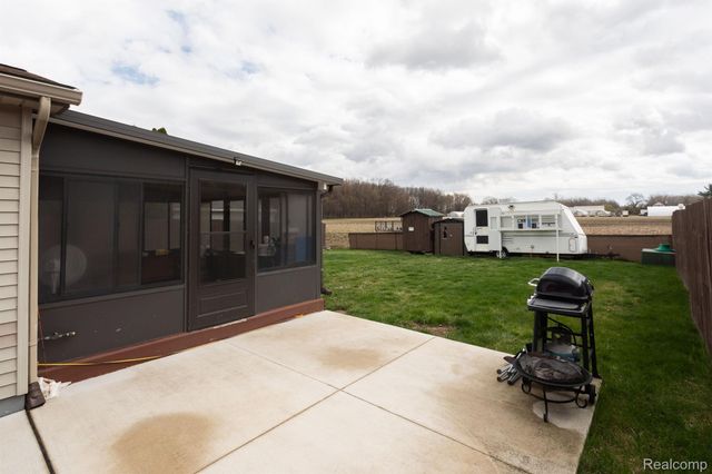 15545 Sandburg Street, Romulus, MI 48174
