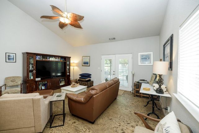 3731 Incline Way, Riverbank, CA 95367
