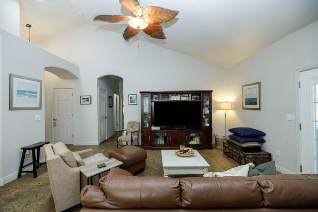3731 Incline Way, Riverbank, CA 95367