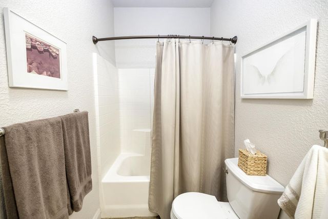 3731 Incline Way, Riverbank, CA 95367