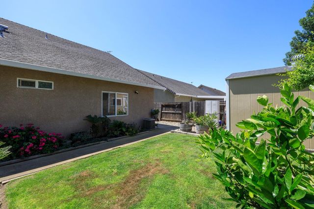 3731 Incline Way, Riverbank, CA 95367