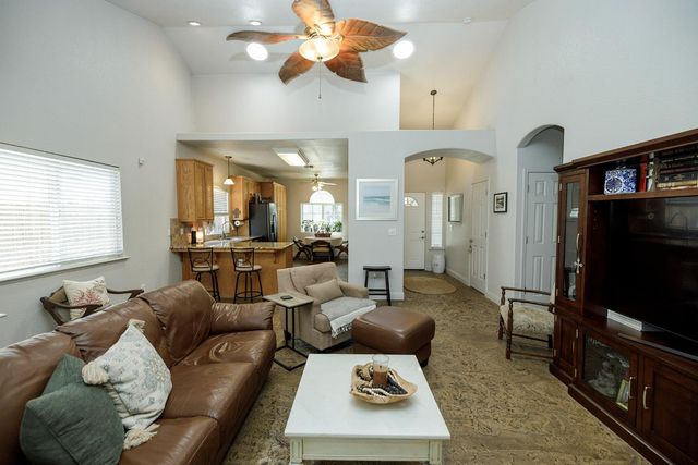 3731 Incline Way, Riverbank, CA 95367