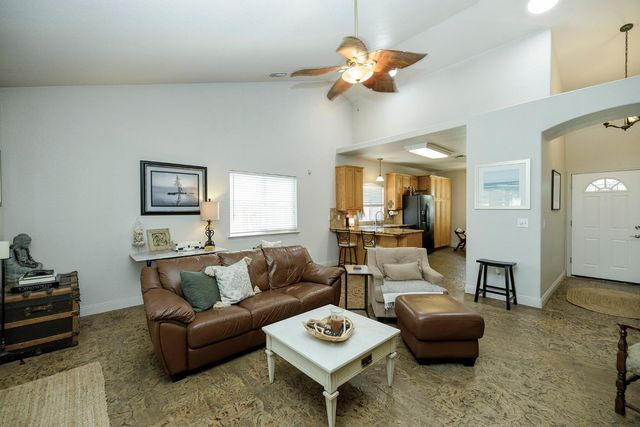 3731 Incline Way, Riverbank, CA 95367