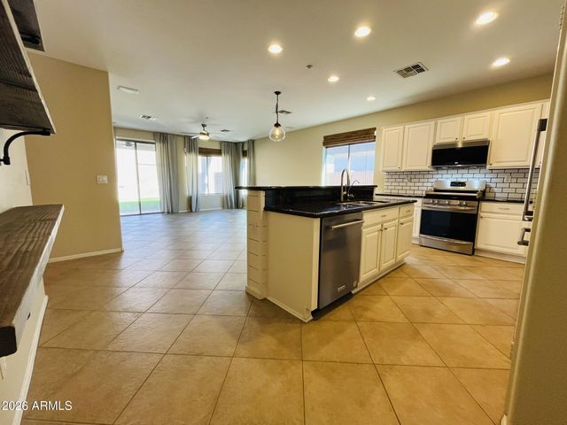 1714 W MEDINAH Court, Anthem, AZ 85086