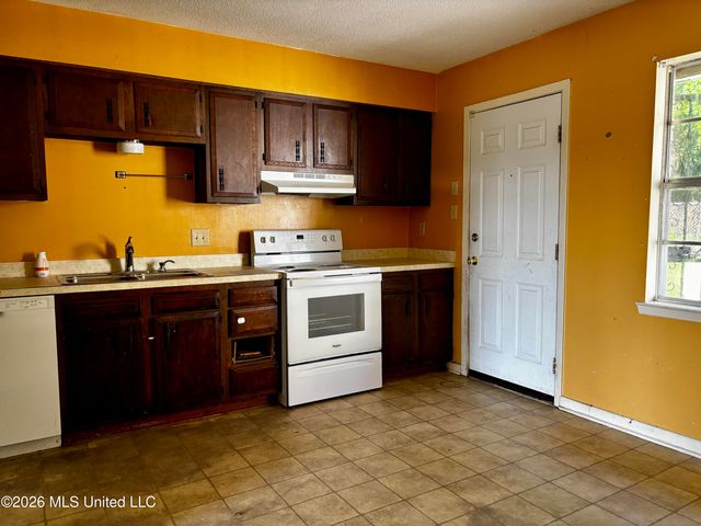 3509 Nunnally Street, Gulfport, MS 39501