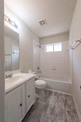 1915 Lingard Park Court, Houston, TX 77047