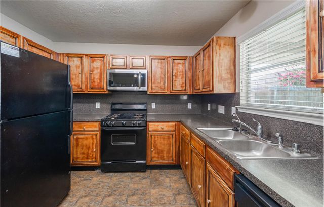 1915 Lingard Park Court, Houston, TX 77047