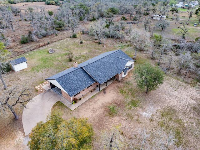3342 Forest Hill East Road, La Grange, TX 78945
