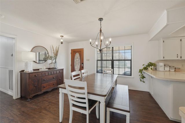 3342 Forest Hill East Road, La Grange, TX 78945