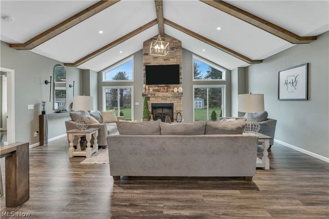 146 Juniper Drive, Columbiana, OH 44408