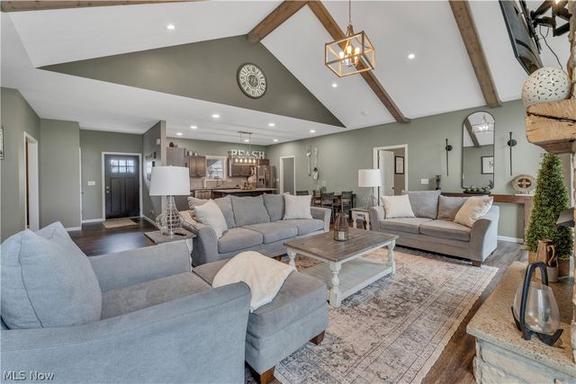 146 Juniper Drive, Columbiana, OH 44408