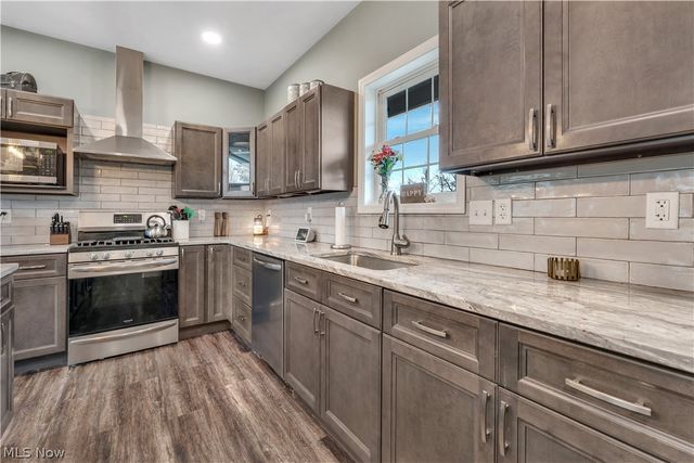 146 Juniper Drive, Columbiana, OH 44408
