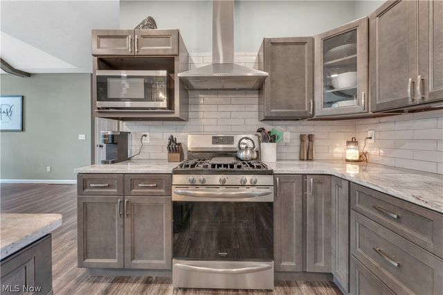146 Juniper Drive, Columbiana, OH 44408