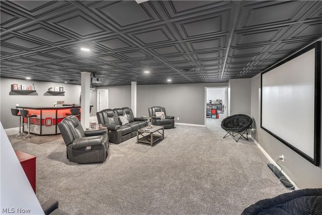 146 Juniper Drive, Columbiana, OH 44408