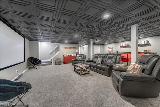 146 Juniper Drive, Columbiana, OH 44408