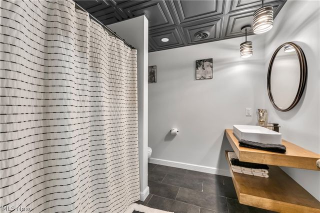 146 Juniper Drive, Columbiana, OH 44408