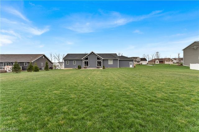 146 Juniper Drive, Columbiana, OH 44408