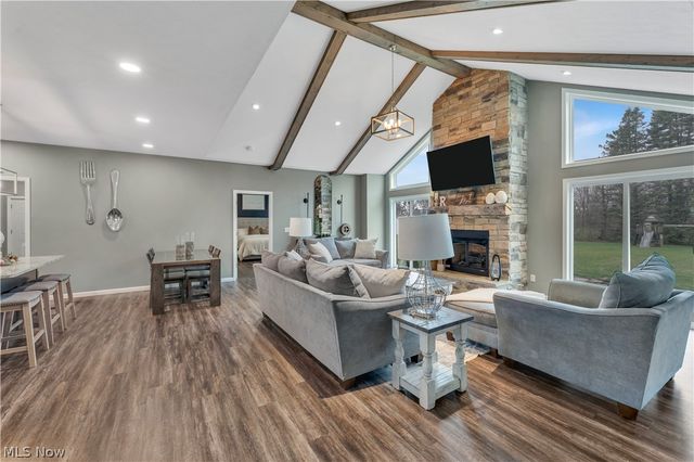 146 Juniper Drive, Columbiana, OH 44408