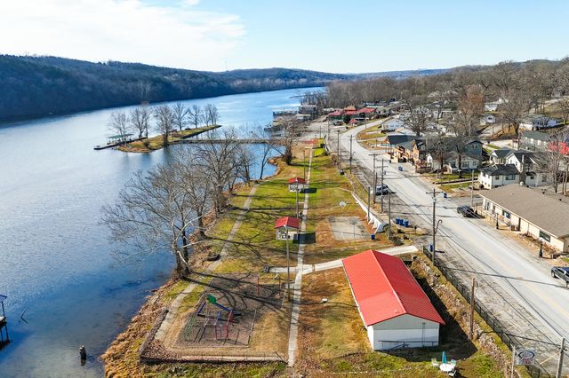 2529 State Highway 176 A9, Rockaway Beach, MO 65740