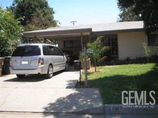 319 Poplar Avenue, Bakersfield, CA 93305