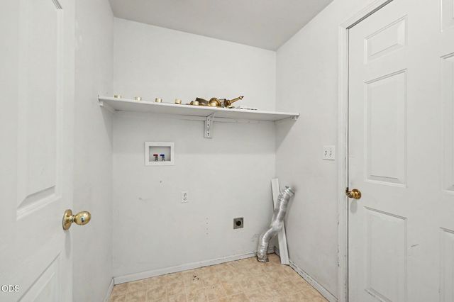11 Devonwood Court, Eagle Point, OR 97524
