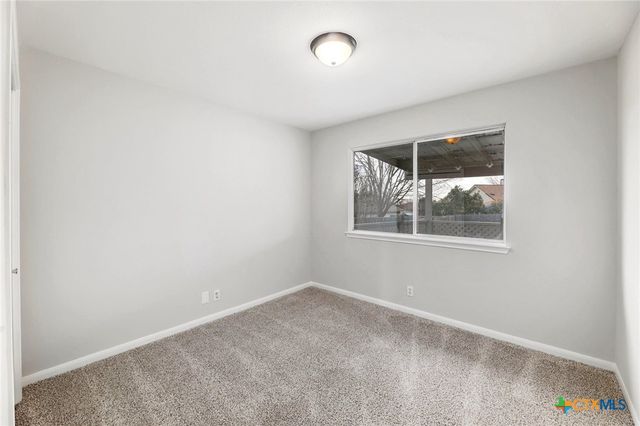214 Crystal Knoll Boulevard, Georgetown, TX 78626