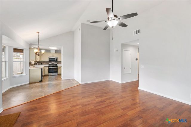 214 Crystal Knoll Boulevard, Georgetown, TX 78626