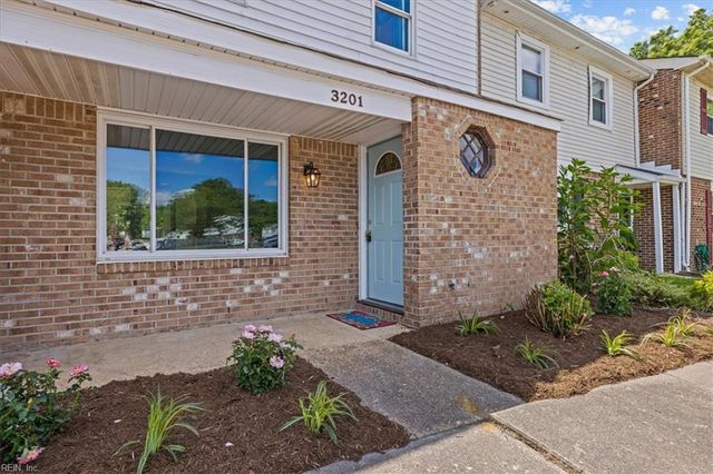 3201 Chesterton CT, Virginia Beach, VA 23453