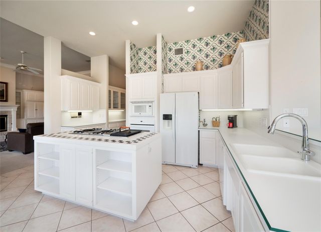 5654 Rain Creek PKWY, Austin, TX 78759