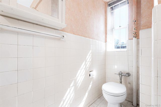 67-66 108th Street D37, Forest Hills, NY 11375