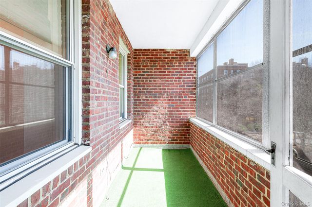 67-66 108th Street D37, Forest Hills, NY 11375