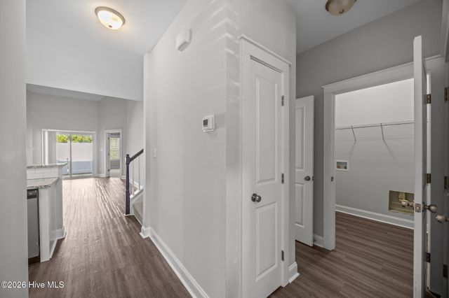 1819 Fox Den Way 4, Greenville, NC 27858