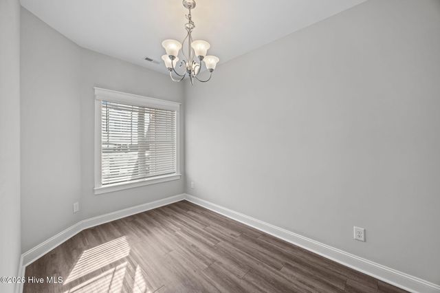 1819 Fox Den Way 4, Greenville, NC 27858