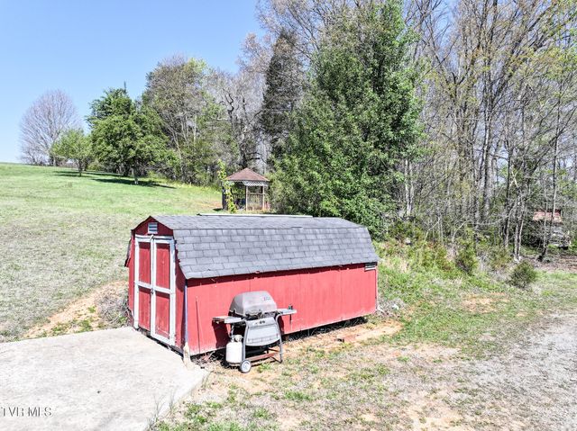 4061 Carters Valley Road, Church Hill, TN 37642
