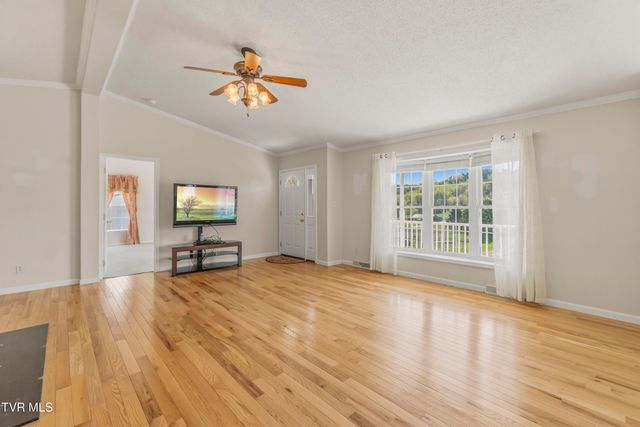 4061 Carters Valley Road, Church Hill, TN 37642