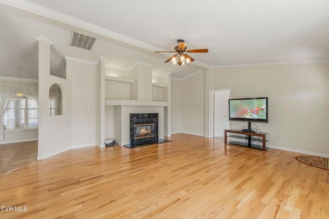 4061 Carters Valley Road, Church Hill, TN 37642