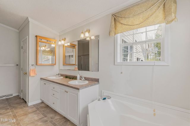 4061 Carters Valley Road, Church Hill, TN 37642