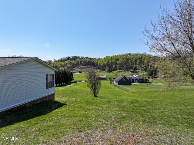4061 Carters Valley Road, Church Hill, TN 37642